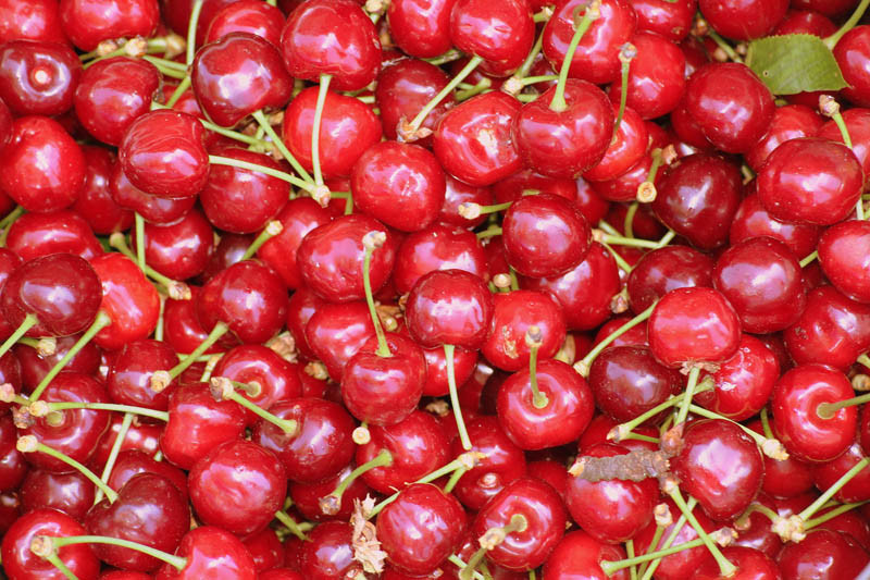 Sprzedawał czereśnie zbyt tanio. Został pobity