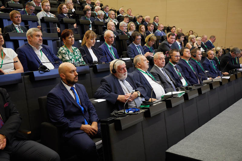 EFR: Rząd i opozycja przy jednym stole na temat rolnictwa