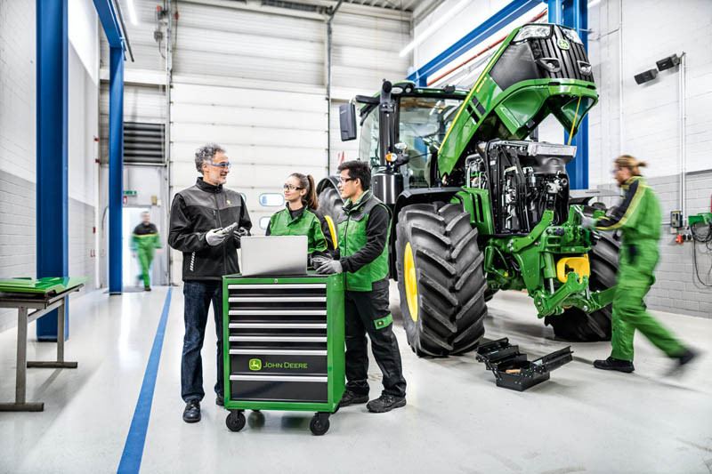 Na tropie młodych talentów. John Deere partnerem XII Ogólnopolskich Mistrzostw Mechaników