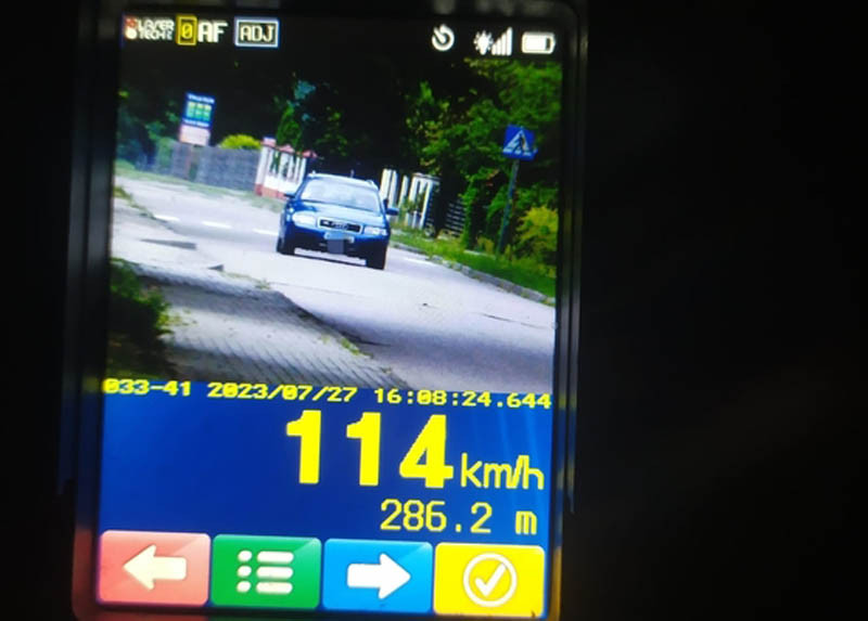 Jechał na dwóch gazach, by pomóc teściowi w żniwach