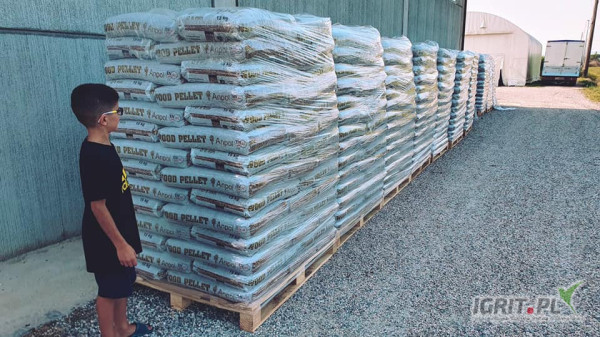 We are suppliers of mushroom,wood pellets ,wood briquette ,charcoal,wooden pallets,timber logs and firewood and we are looking for serious...