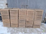 Witam mam do sprzedania skrzynki drewniane 50x40, pozostały po produkcji cebuli dymki, stan dobry, ilość około 400 sztuk
