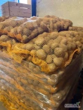 Witam mam do sprzedania ziemniaki odmiany Soraya. Pakowane w worek szyty i układane na paletach po 1200kg. Sito 5.  Posiadam ilości...