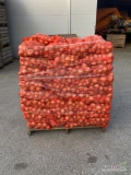 Sprzedam cebulę, obecnie na stanie około 12 ton, worek szyty 10 kg, cena 2 zł/kg, zainteresowanych zapraszam do kontaktu pod numerem...
