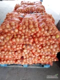 Sprzedam cebulę w jasnej łusce kal 4,5-8 worek 15 kg lenko wiazany 