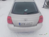 Sprzedam Toyotę Avensis 2003 rok 1.8 benzyna/gaz. Stan dobry w ciągłej eksploatacji opłaty wazne