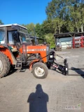 Przedni tuz do ciągników C360 C330 oraz Massey Ferguson maszyny posiada trzypunktowy układ zawieszenia jest stosowany w ciągnikach...