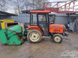 Ciągnik Kubota ZL1-235
