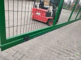 Sprzedam bramę samonośną pod automat, długość w świetle 7, 5 m , długość całkowita 10 m, wysokość 1, 5m, ocynk na gorąco,...