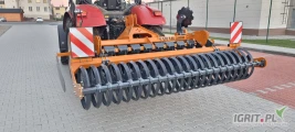 Producent maszyn rolniczych z Wielkopolski oferuję brony talerzowe ROLY SARAH w szerokości roboczej 3,0
