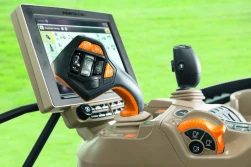 Nowa strategia prowadzenia od John Deere teraz także w serii 7R oraz 8R/RT/RX