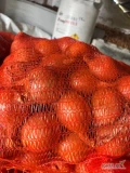 Witam sprzedam cebulę pakowana w worek 15 kg duże ilosci nie fazerowana kaliber 45-80

