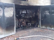 Ciągnik spłonął w pożarze garażu