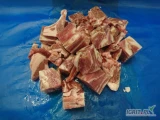 Sprzedam mięso drobne z kością, z trybowania elementów jagnięciny i baraniny, pakowanie karton wyłożony folia po 15kg,. Towar do...