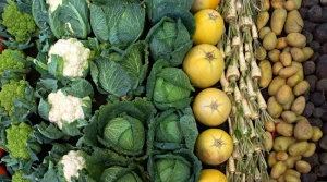 Co trzecia partia warzyw lub owoców jest źle oznakowana