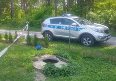 2-latek wpadł do szamba. Został uratowany