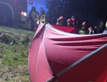 Jechał na błotniku. Zginął przygnieciony przez ciągnik