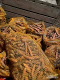 Sprzedam odsort marchwi na brudno,pakowane w worki po 20 kg w cenie 6 zł za woreczek