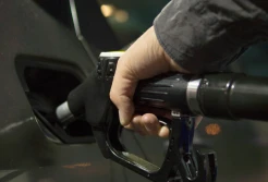 Czas na składanie wniosków o zwrot akcycy za paliwo