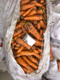 Sprzedam marchew w workach na palecie 