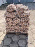 Sprzedam ziemniaki irga, pakowane w worki 15 kg. z jasnej ziemi, czyste.