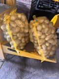 Sprzedam ziemniaki Queen Anna,ilości paletowe. Więcej informacji pod numerem telefonu. Cena do uzgodnienia.