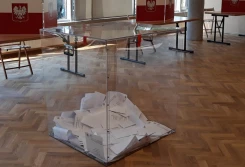 Wyniki z z 99,97 procent obwodów