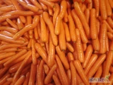 Sprzedam marchew import Holandia. Towar myty na gotowo lub brudny na mycie. Ilości tirowe.  