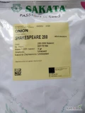 SENSHYU YELLOW (j.250 000n ) , SHAKESPEARE (j250 000n) nasiona cebuli ozimej firmy SAKATA oferuje GEPWEG dystrybutor nasion. Dostawa gratis....