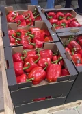 Sprzedam! Papryka czerwona - kraj pochodzenia Turcja. Dostępna na weekend. 
